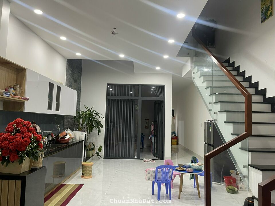 Bán nhà 3 tầng Nam Hòa Xuân, Ngũ Hành Sơn.