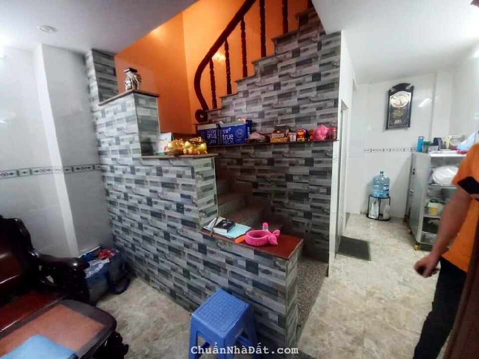 Mặt tiền kinh doanh 5 tầng Trần Xuân Soạn 4.5x30 chỉ 12 tỷ 2