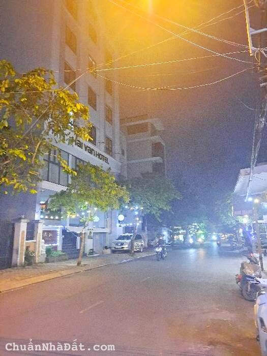 Mặt tiền kinh doanh ngay Nguyễn Thị Thập 4.2x10 79m2 4 tầng chỉ 12 tỷ 7