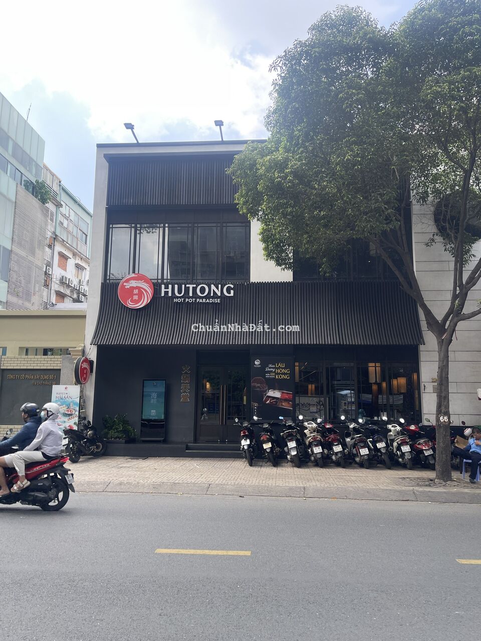 Cho thuê nhà MT đường Nguyễn Trãi, Quận 1. DT 8m x 30m - Trệt - 4 Lầu Thang máy Cho thuê nhà MT đường Nguyễn Trãi, Quận 1. DT 8m x 30m - Trệt - 4 Lầu Thang máy