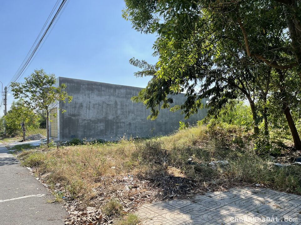 Cần bán gấp nền đất đối diện bệnh viện Mộc Hoá đường Nguyễn Văn Kỉnh- Kiến Tường Cần bán gấp nền đất đối diện bệnh viện Mộc Hoá đường Nguyễn Văn Kỉnh- Kiến Tường