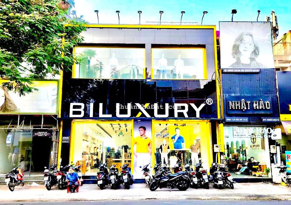 Cho thuê nhà 10x24m trệt 2 lầu mặt tiền 206b Lê Văn Sỹ quận Phú Nhuận