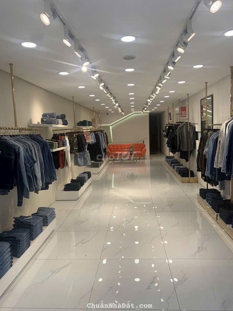 Cho thuê nhà ngay vòng xoay Phù Đổng, Bến Thành, Quận 1 Cho thuê nhà ngay vòng xoay Phù Đổng, Bến Thành, Quận 1