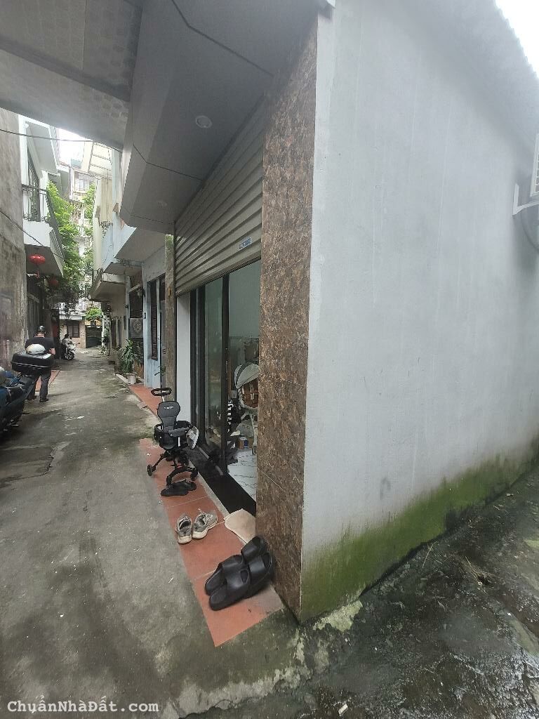 Bán nhà Nguyễn Văn Cừ Long Biên 46m2 giá 3,5 tỷ 