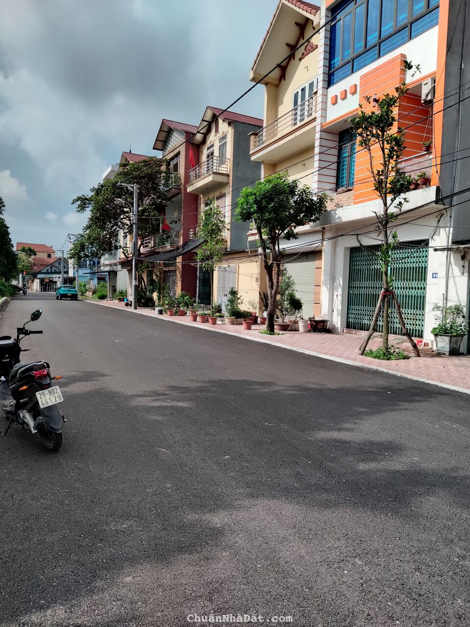 Bán đất Kiêu kỵ đường ô tô thông 95m2 giá 4,3 tỷ 