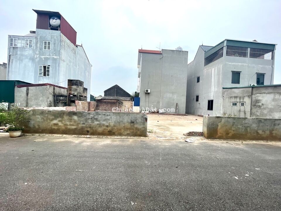 Bán đất Cổ Bi Gia Lâm đường 2 ô tô tránh 46m2 giá 3 tỷ Bán đất Cổ Bi Gia Lâm đường 2 ô tô tránh 46m2 giá 3 tỷ