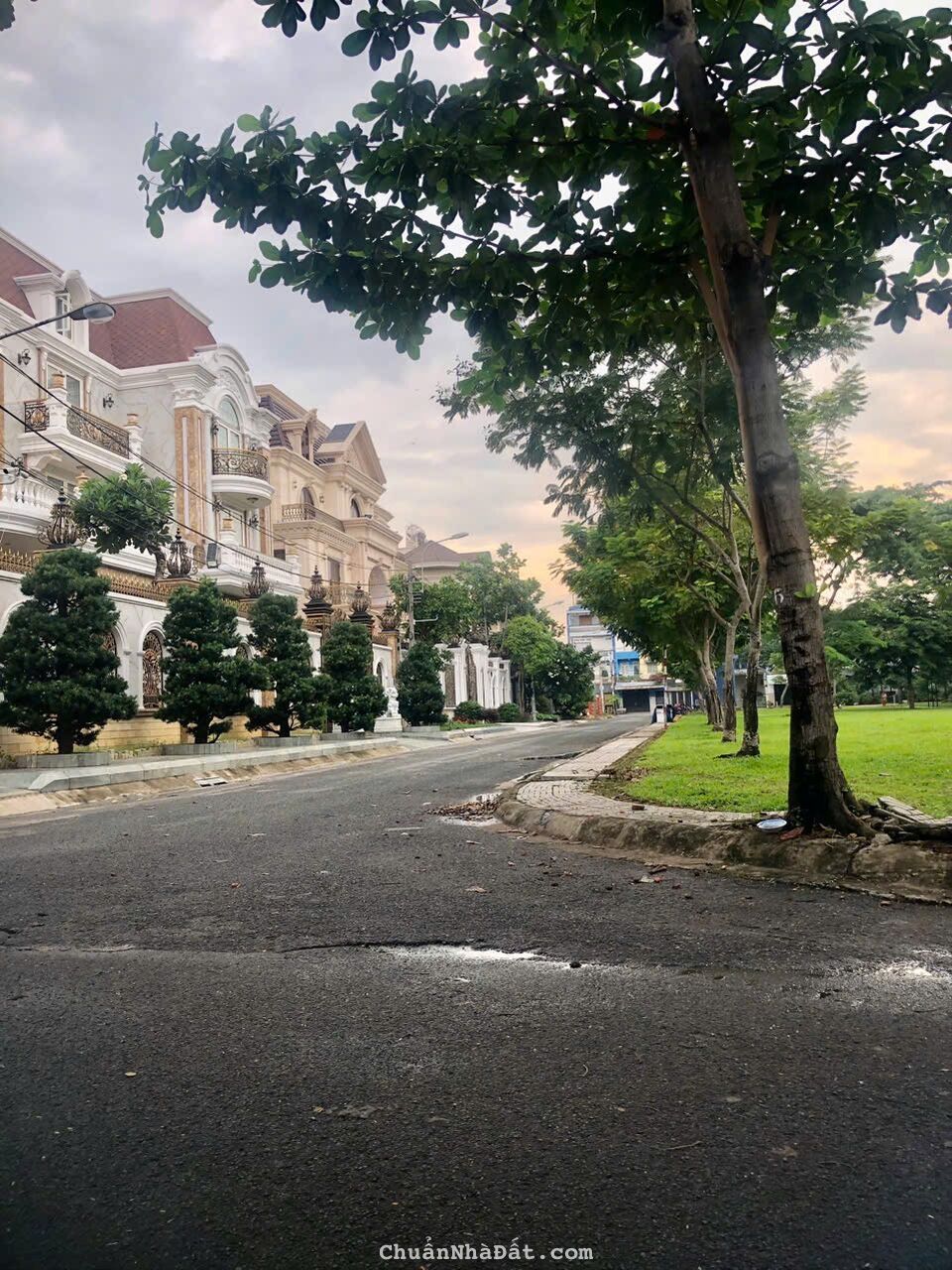 Mặt Tiền KDC Vĩnh Lộc, BHH B, Bình Tân, 114m2 (6x19m) Xây 4Tầng BTCT, Ngay Công Viên Mặt Tiền KDC Vĩnh Lộc, BHH B, Bình Tân, 114m2 (6x19m) Xây 4Tầng BTCT, Ngay Công Viên