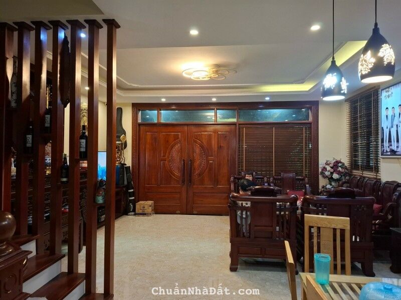 Bán Nhà Ngọc Thụy,CẢ TRƯỚC VÀ SAU NHÀ ĐỀU LÀ ĐƯỜNG Ô TÔ TRÁNH,  72m2, 14.2 tỷ, liên hệ 0889952123