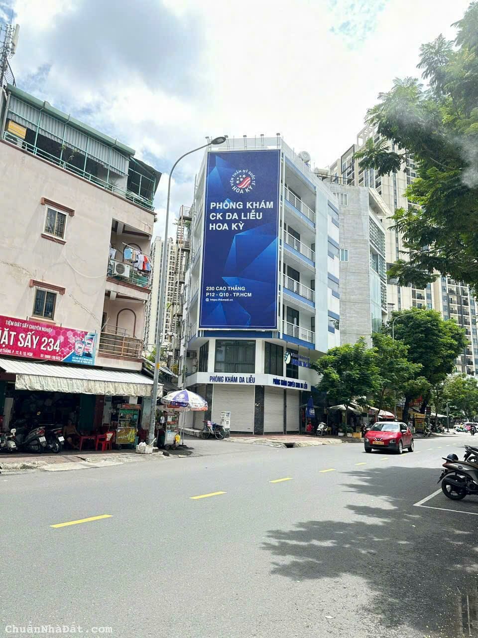 🔥QUẬN 10, SIÊU KHAN HIÊM - DUY NHẤT CUNG ĐƯỜNG CHỈ 1 CĂN NÀY BÁN - NGANG 11m🔥 🔥QUẬN 10, SIÊU KHAN HIÊM - DUY NHẤT CUNG ĐƯỜNG CHỈ 1 CĂN NÀY BÁN - NGANG 11m🔥