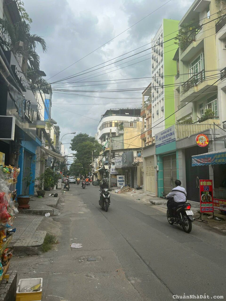 * Hiếm-Mặt Tiền Ngang 6.2mX16.5 Vị Trí KD Sầm Uất Hòa Hưng Tặng GPXD Hầm+6Lầu * Hiếm-Mặt Tiền Ngang 6.2mX16.5 Vị Trí KD Sầm Uất Hòa Hưng Tặng GPXD Hầm+6Lầu