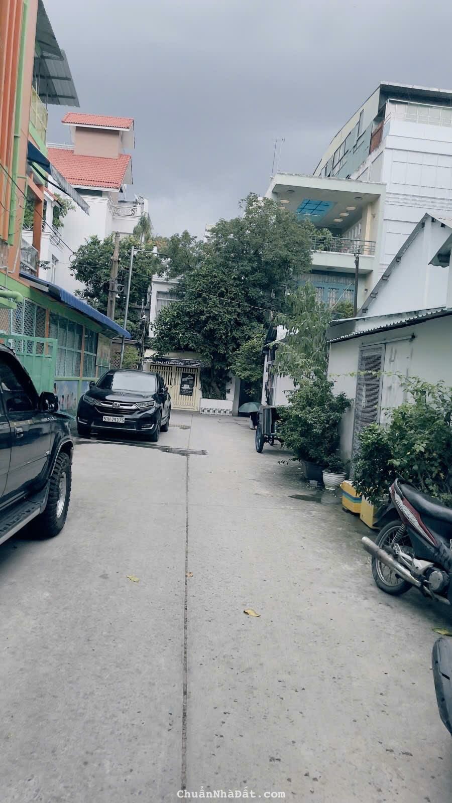 🏡VIP Quận 5-Bán Nhà 3 Mặt Tiền Hẻm Nguyễn Trải-Ôtô Vào Nhà-4Tầng 4.5X23,Tặng Nội Thất 