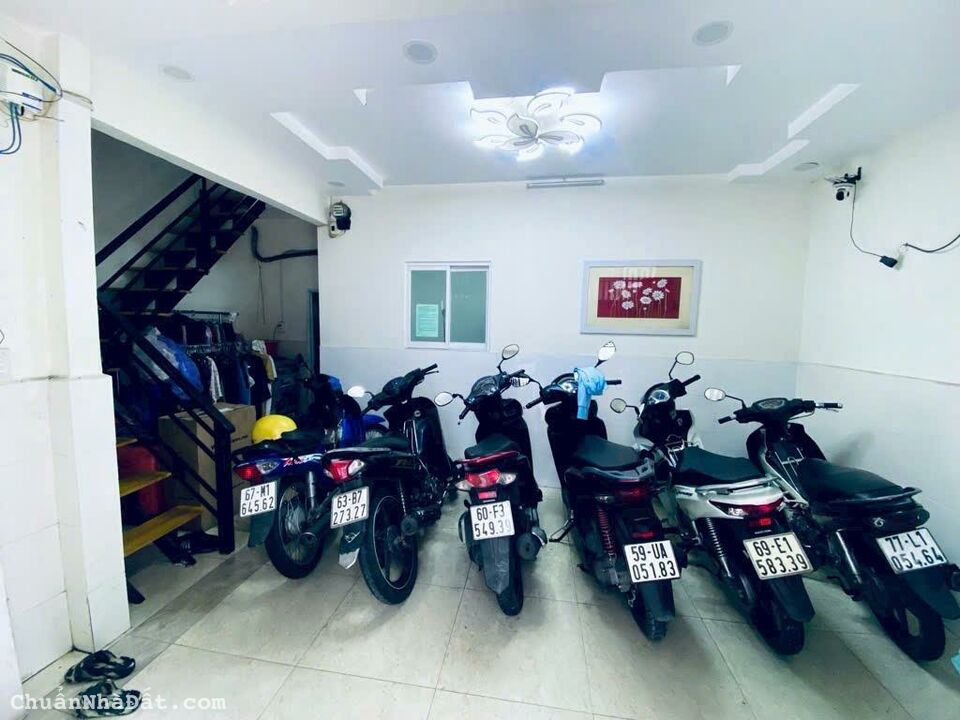 **BÁN GẤP- NHÀ HẺM XE TẢI QUAY ĐẦU (3.8X22) NỞ HẬU,10M Ra MT  NGUYỄN VĂN ĐỪNG Q5 