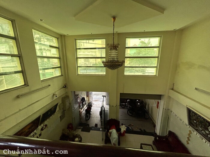 BÁN KHÁCH SẠN KẾ BÊN SUỐI TIÊN 95m2 (6.12m x 16.47m), 6 Tầng, Đường 100, Tân Phú, Quận 9