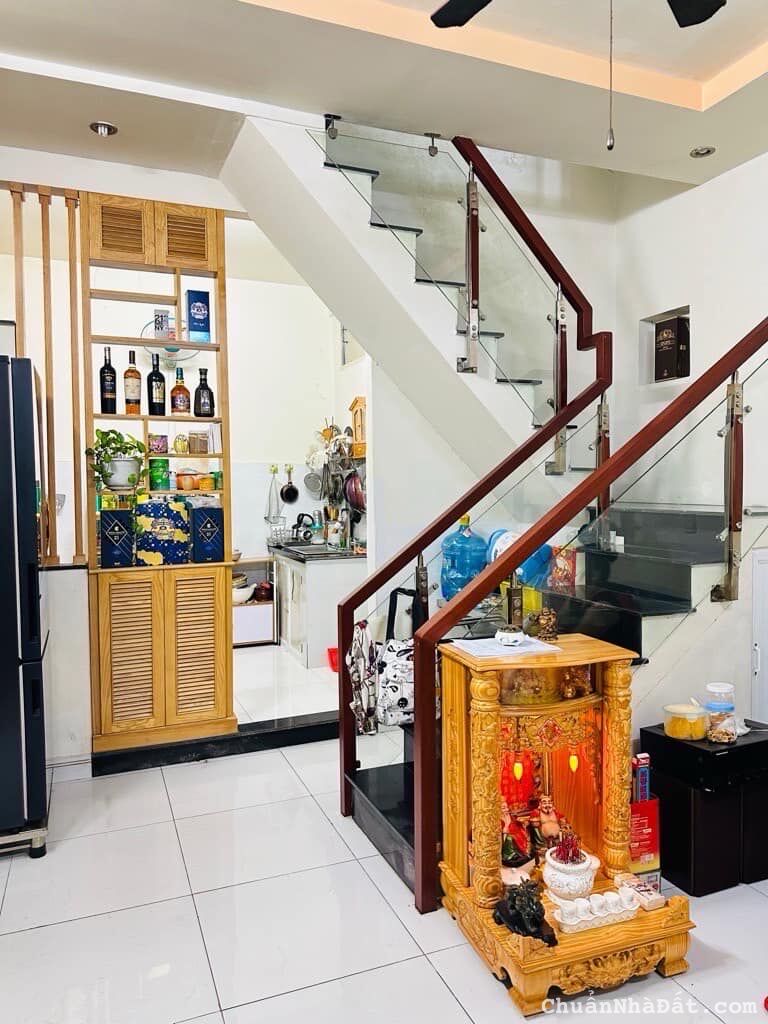 NHÀ NGAY TRUNG TÂM TÂN PHÚ, SÁT MẶT TIỀN, NGANG LỚN, NHỈNH 3TỶ NHÀ NGAY TRUNG TÂM TÂN PHÚ, SÁT MẶT TIỀN, NGANG LỚN, NHỈNH 3TỶ