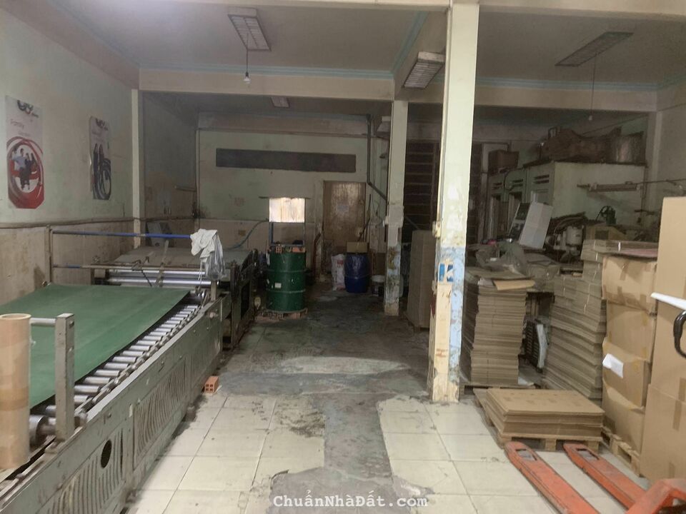 Bán Nhà 2 Lầu ngang 8m, hẻm 8m như mặt tiền, 205m2, tiện KD và Ở.