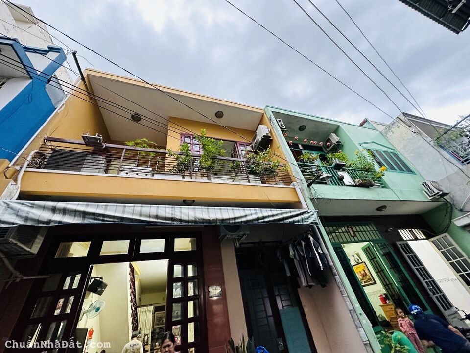 Bán nhà 1 lầu hẻm XH, ngay Luỹ bán Bích TT Tân Phú Bán nhà 1 lầu hẻm XH, ngay Luỹ bán Bích TT Tân Phú