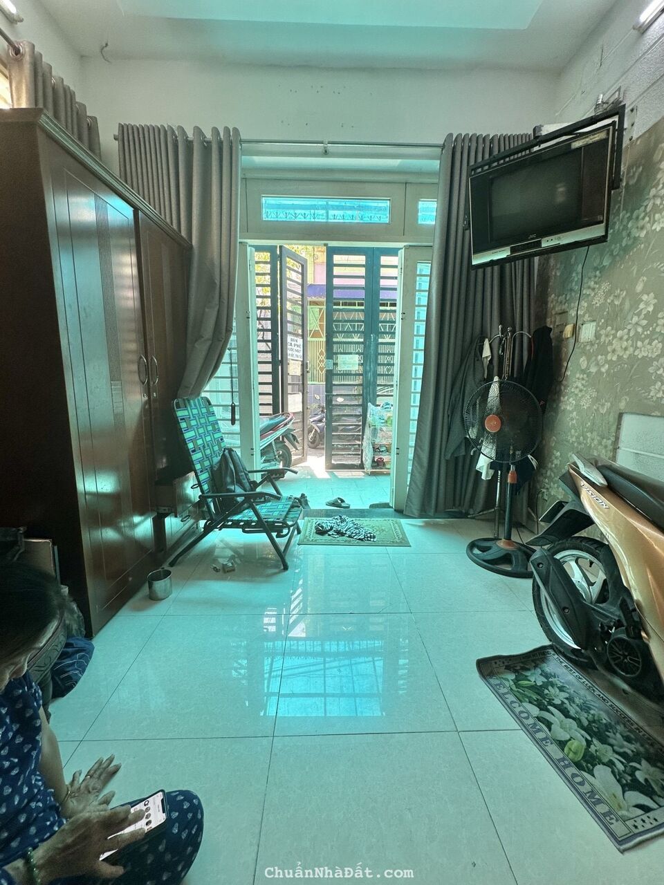 BÁN NHÀ 4 TẦNG, Q11 ĐƯỜNG LÊ ĐẠI HÀNH, NGAY ST LOTTE