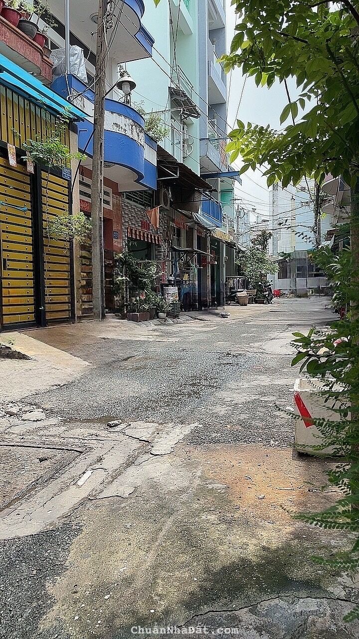 Bán Nhà 2 lầu SHR hoàn công đủ, hẻm xe hơi vài bước ra mt