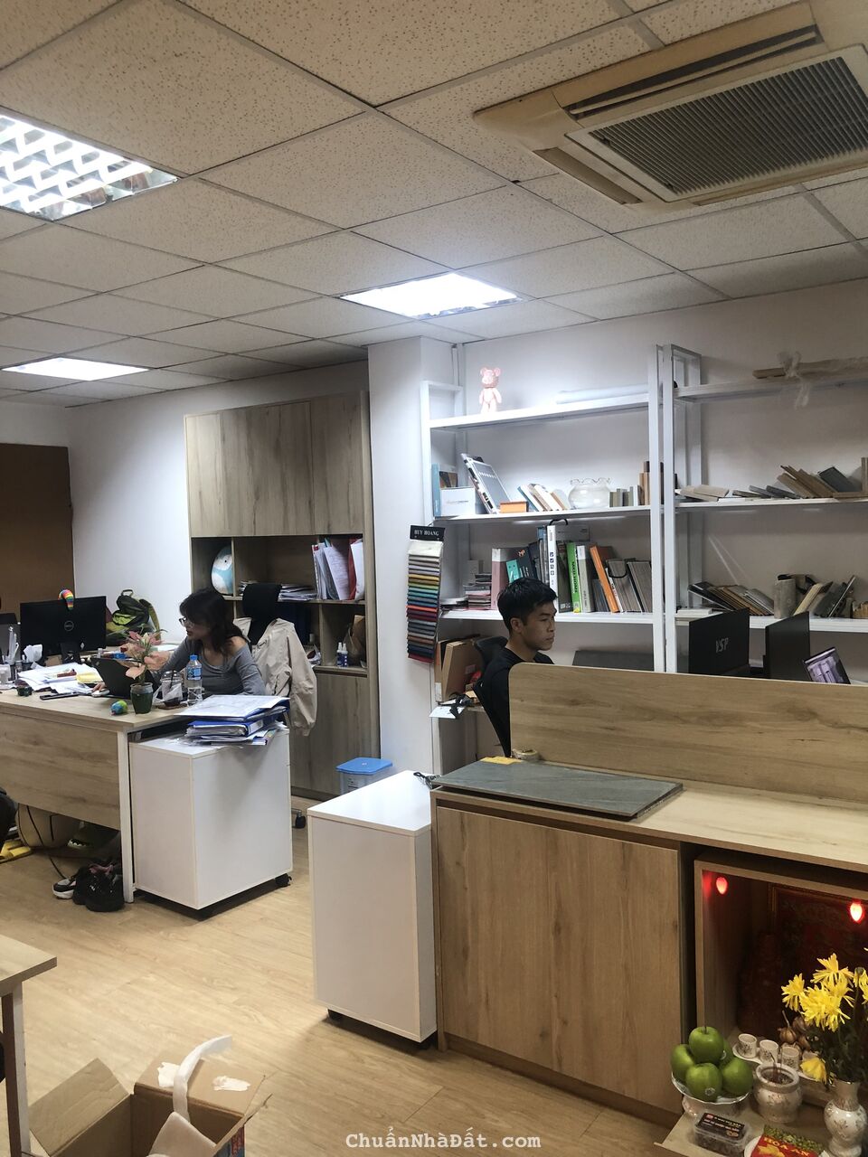 Siêu Phẩm! Chính chủ cho thuê sàn văn phòng ngay mặt tiền khu Tân Định, Q1. 30m2. Chỉ 12tr