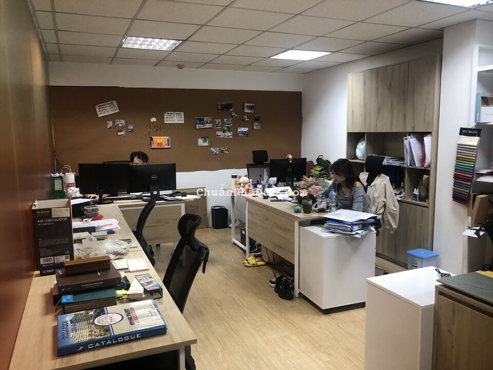 Siêu Phẩm! Chính chủ cho thuê sàn văn phòng ngay mặt tiền khu Tân Định, Q1. 30m2. Chỉ 12tr