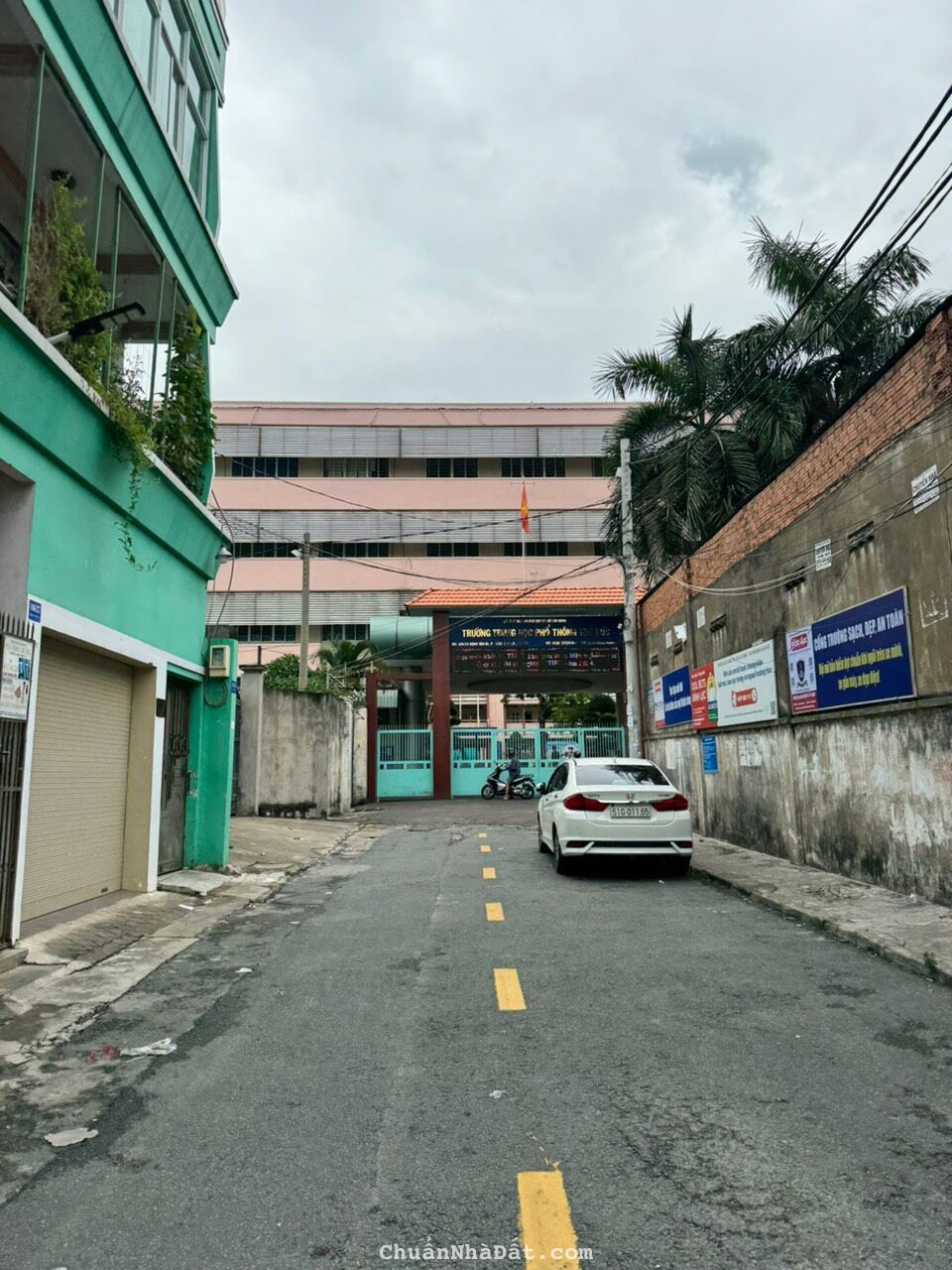 Chính chủ cần bán biệt thự số 166/12 Đặng Văn Bi Phường Bình Thọ Quận Thủ Đức cũ. LH:0931351494.