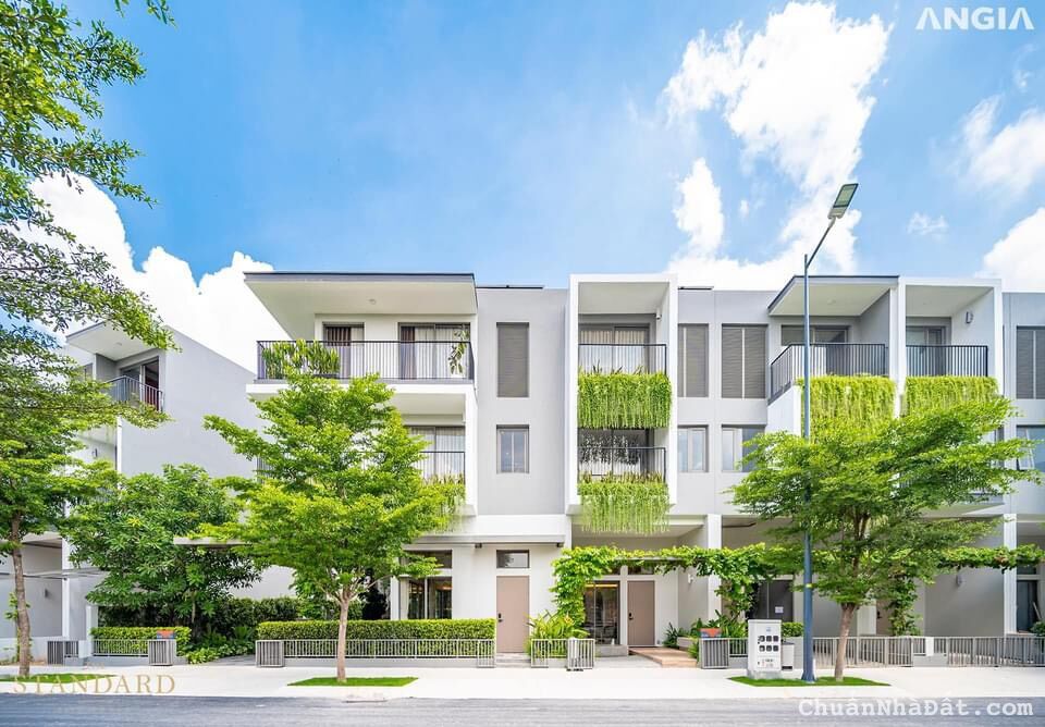 NHÀ PHỐ COMPOUND CHIẾT KHẤU SÂU 35% - 50% GÍA CHỈ 5.2 TỶ 161M2. LH:0962044720. NHÀ PHỐ COMPOUND CHIẾT KHẤU SÂU 35% - 50% GÍA CHỈ 5.2 TỶ 161M2. LH:0962044720.