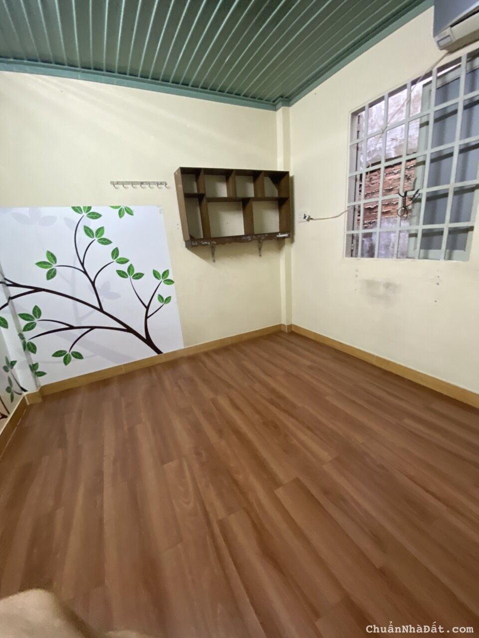 Cho thuê nhà 413/3 Lê Hồng Phong P2Q10,1 trệt 1 lầu 2PN 32.9m2 chỉ 11tr/th. Lh:0909944768