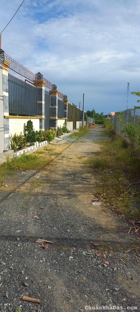 BÁN ĐẤT XÃ PHƯỚC LẠI - CẦN GIUỘC - LONG AN - 500M2 SHR GIÁ CHỈ 1.6 TỶ. LH:0909248879 BÁN ĐẤT XÃ PHƯỚC LẠI - CẦN GIUỘC - LONG AN - 500M2 SHR GIÁ CHỈ 1.6 TỶ. LH:0909248879