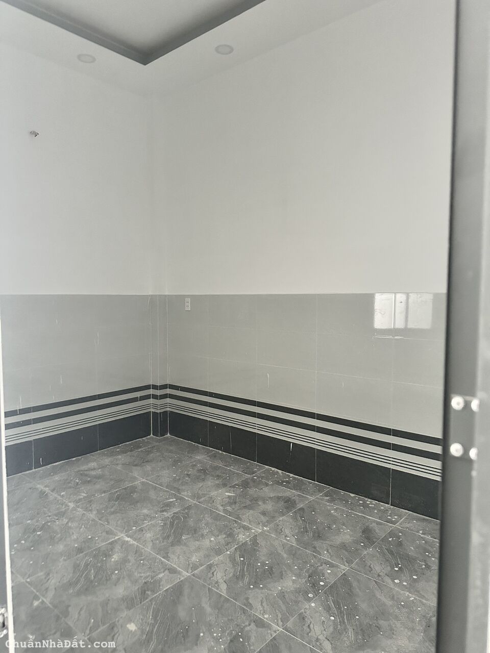 SIÊU PHẨM NHÀ PHỐ VỪA MỚI XÂY - KDC ĐÔNG ĐÚC NGAY KCN CẦU TRÀM - CHỈ 1,7 TỶ. LH:0905179416. SIÊU PHẨM NHÀ PHỐ VỪA MỚI XÂY - KDC ĐÔNG ĐÚC NGAY KCN CẦU TRÀM - CHỈ 1,7 TỶ. LH:0905179416.