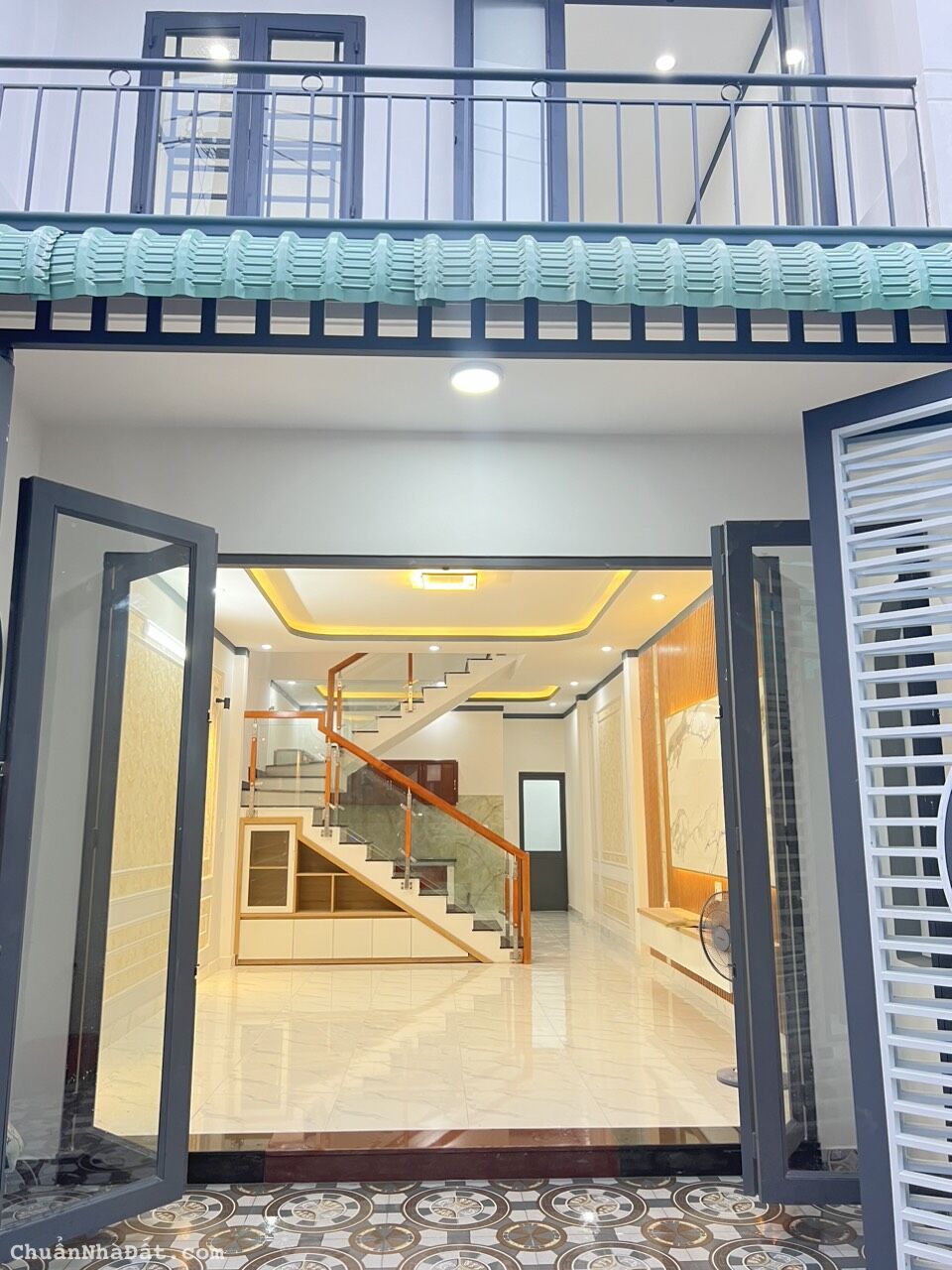 Chính chủ bán nhà tại Bình Dương, vị trí siêu đẹp, giá đầu tư chỉ 1.3 tỷ 60m2. Lh:0988063870.