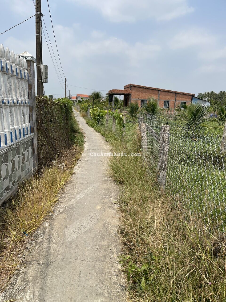 Đất thổ cư Châu Thành Long An, 173.9m2 sẵn sổ riêng, chỉ 468 triệu. Lh;0913923766