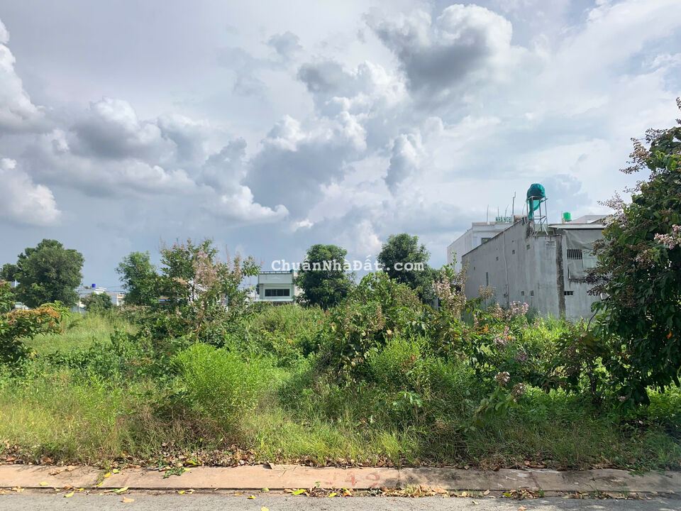 Bán đất KDC LONG KIM 2 (KDC HOÀNG LONG) NGAY TT THỊ TRẤN BẾN LỨC 92M2 SHR 1.6 TỶ. LH:0924404648