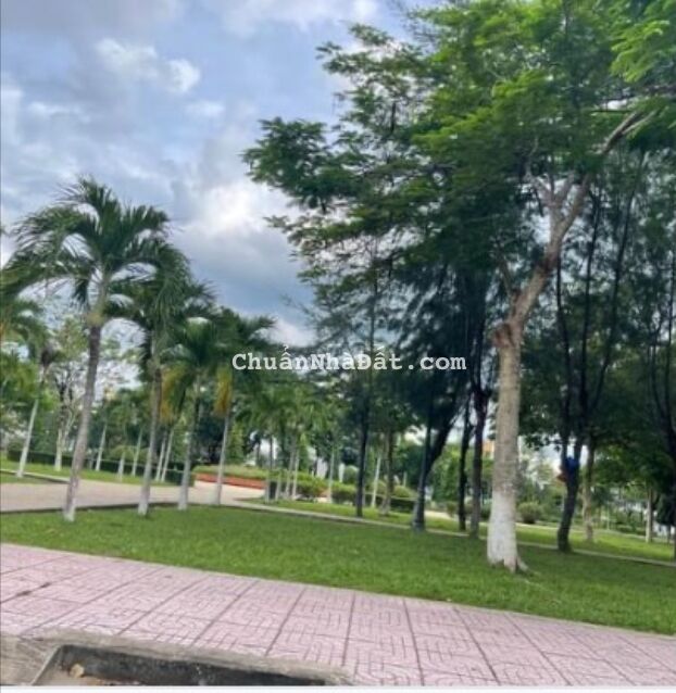 CC Bán 2 lô LK full thổ cạnh dự án GOLD HILL Trảng Bom SHR Nhỉnh 4 tỷ 1 lô. LH:0976376779.