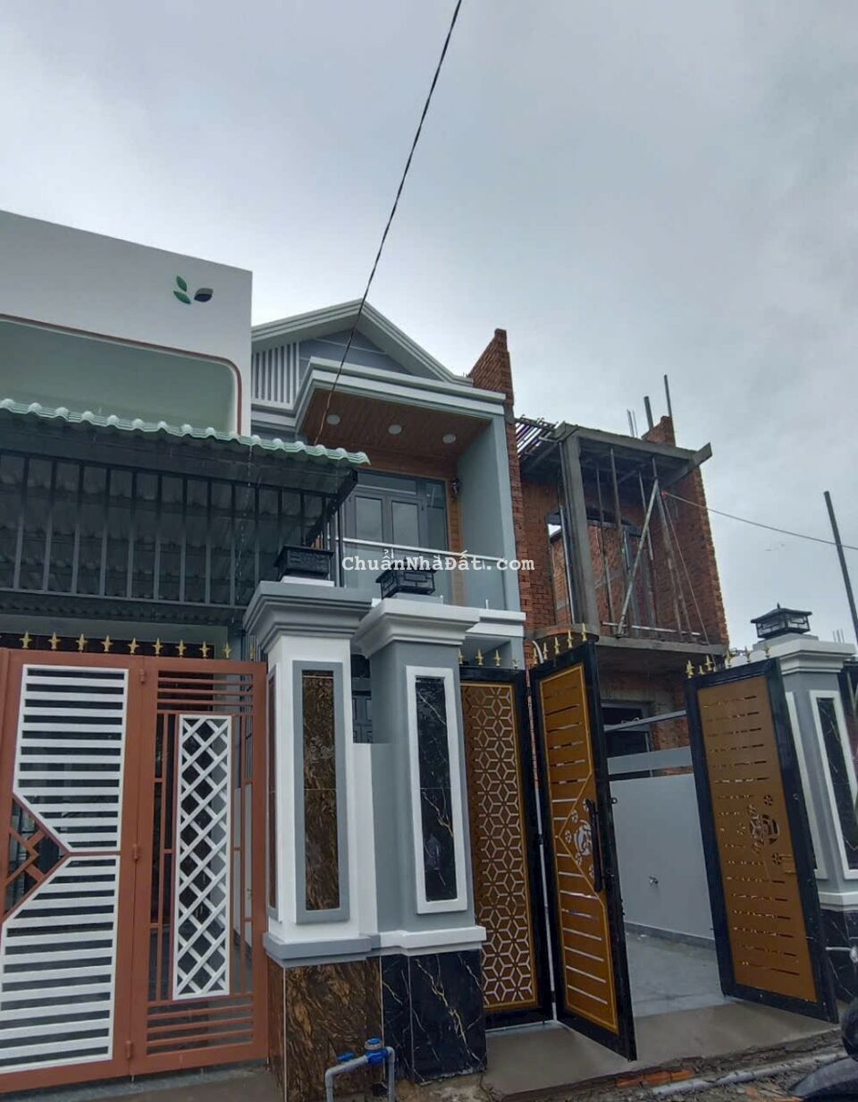 SIÊU PHẨM NHÀ PHỐ VỪA MỚI XÂY - KDC ĐÔNG ĐÚC NGAY KCN CẦU TRÀM - CHỈ 1,7 TỶ. LH:0905179416. SIÊU PHẨM NHÀ PHỐ VỪA MỚI XÂY - KDC ĐÔNG ĐÚC NGAY KCN CẦU TRÀM - CHỈ 1,7 TỶ. LH:0905179416.