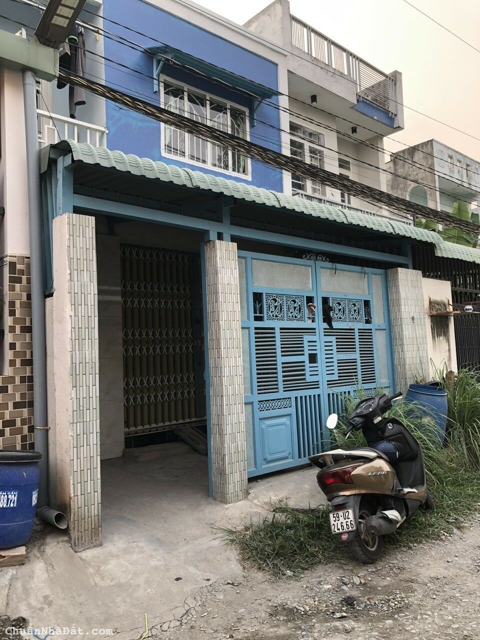 Cần bán gấp nhà xã Mỹ Hạnh Bắc Đức Hòa, 1 Trệt 1 Lầu 150m2 SHR chỉ 2.45 tỷ. Lh:0913191403.