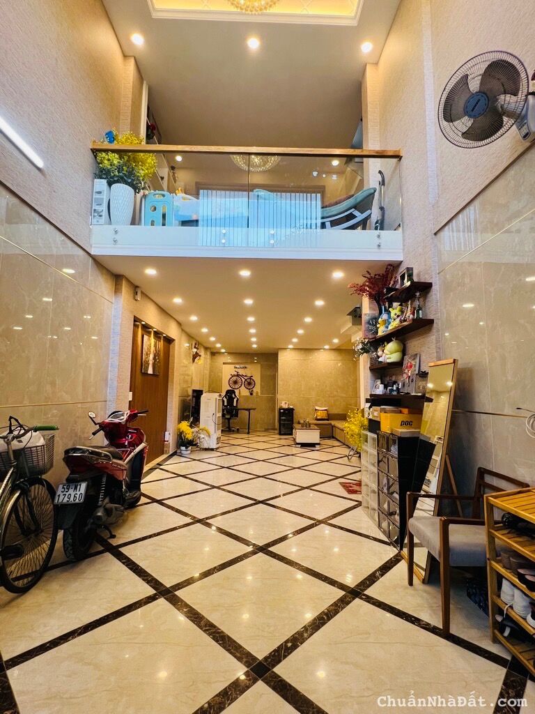 Chính chủ bán nhà đẹp Diện tích lớn 62m2 Nguyễn Kiệm, P3, Gò Vấp giá 4 tỷ 750. Tặng full nội thất.