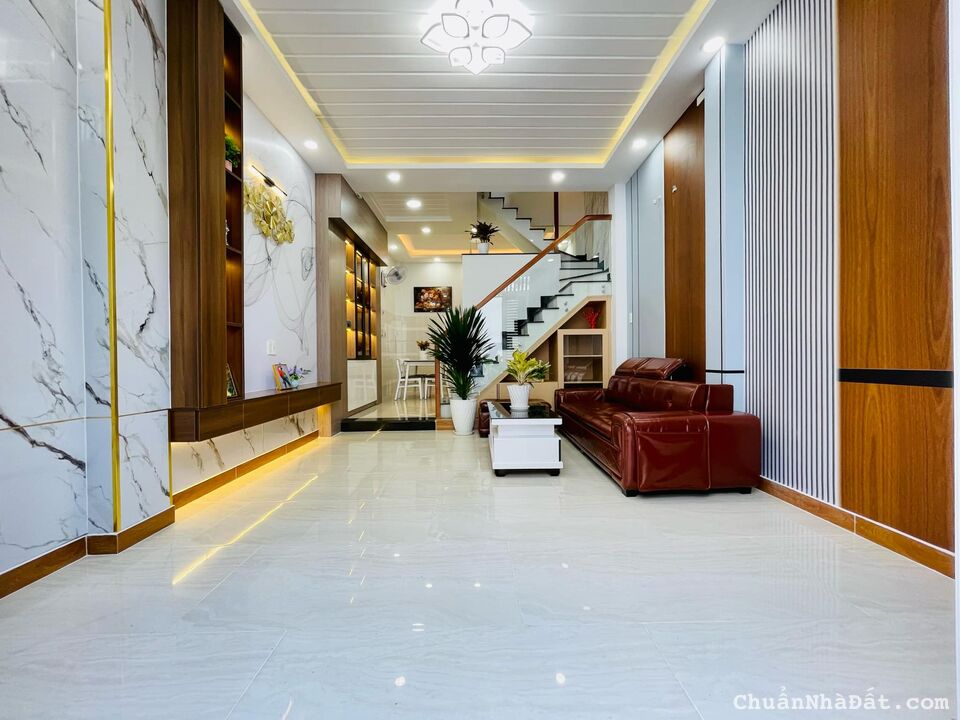 Chỉ cần 3 tỷ 600 sở hữu ngay nhà đẹp 36m2 Nguyễn Thượng Hiền, phường 5, quận 3. Sổ hồng riêng.