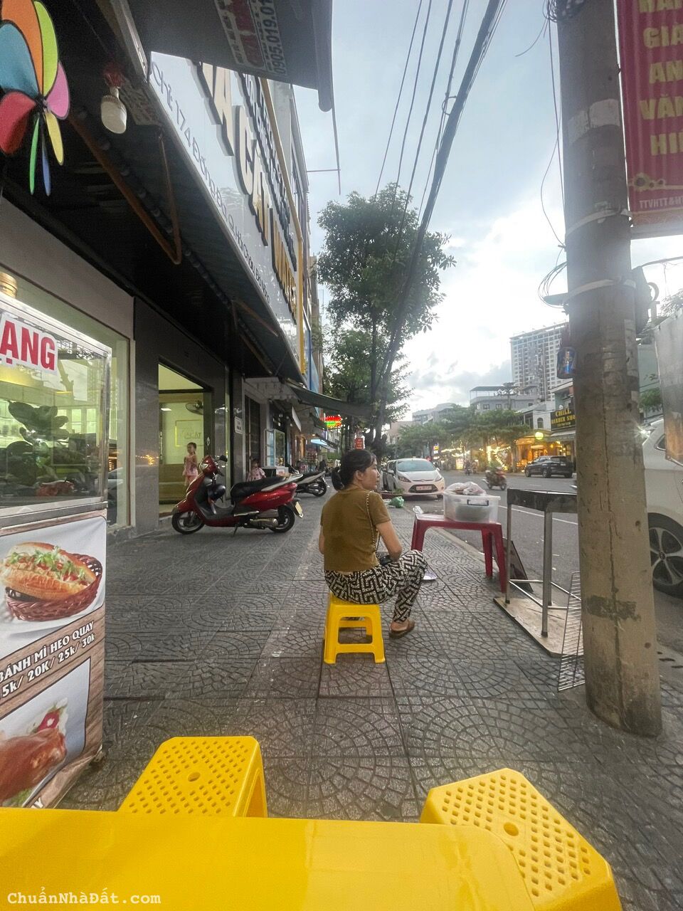 Cho thuê nhà mặt tiền nguyên căn đường nguyễn hoàng hải châu vị trí giao lê đình lý giá tốt