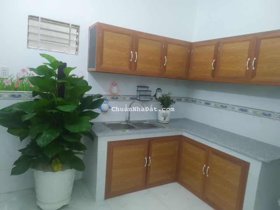 Cô Chú Lớn Tuổi, Cần Bán Nhà gần cầu Bình Điền - 850tr