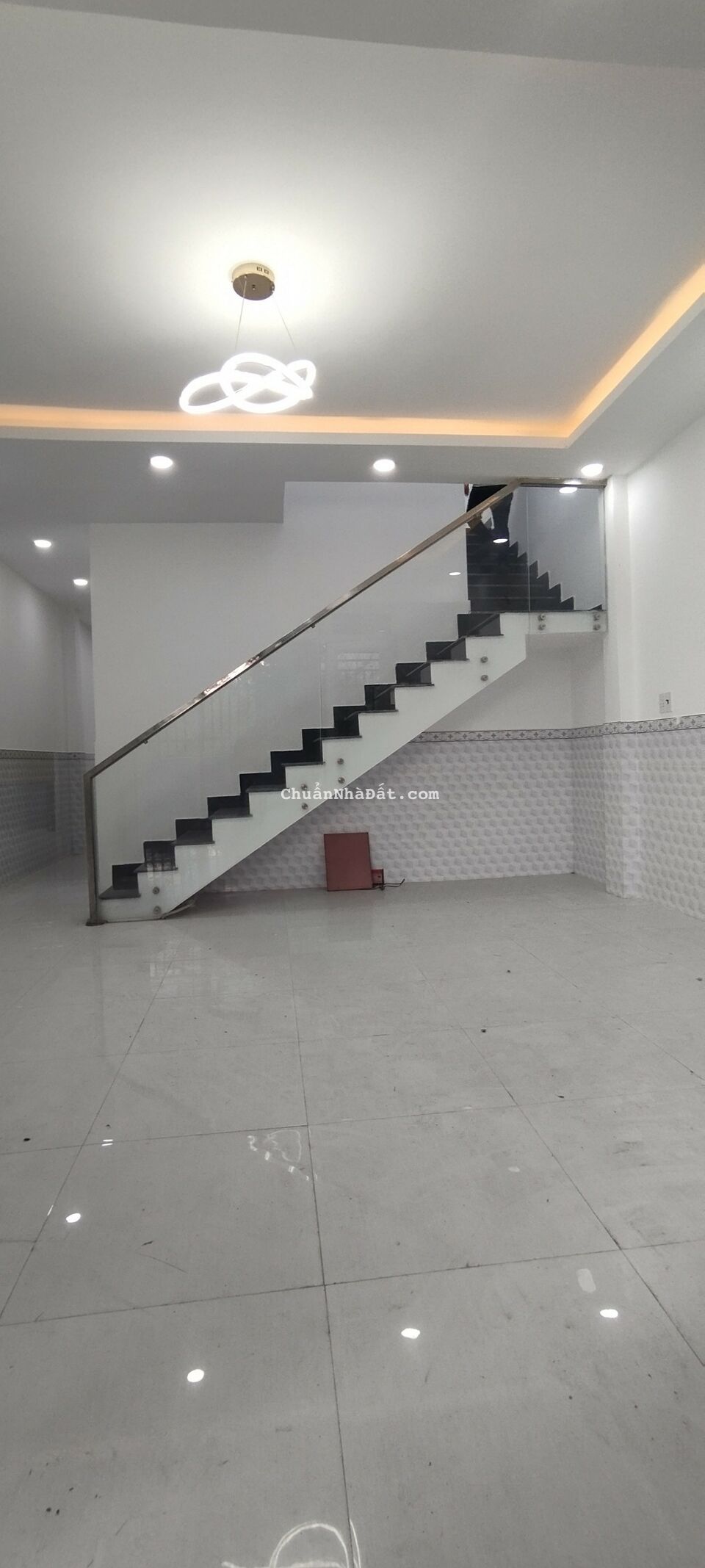 BÁN NHÀ 1 LẦU HẺM XE TẢI NGAY NGÃ BA TÂN KIM. 93M2, SHR, CHỈ 1 TỶ 5 CÓ TL