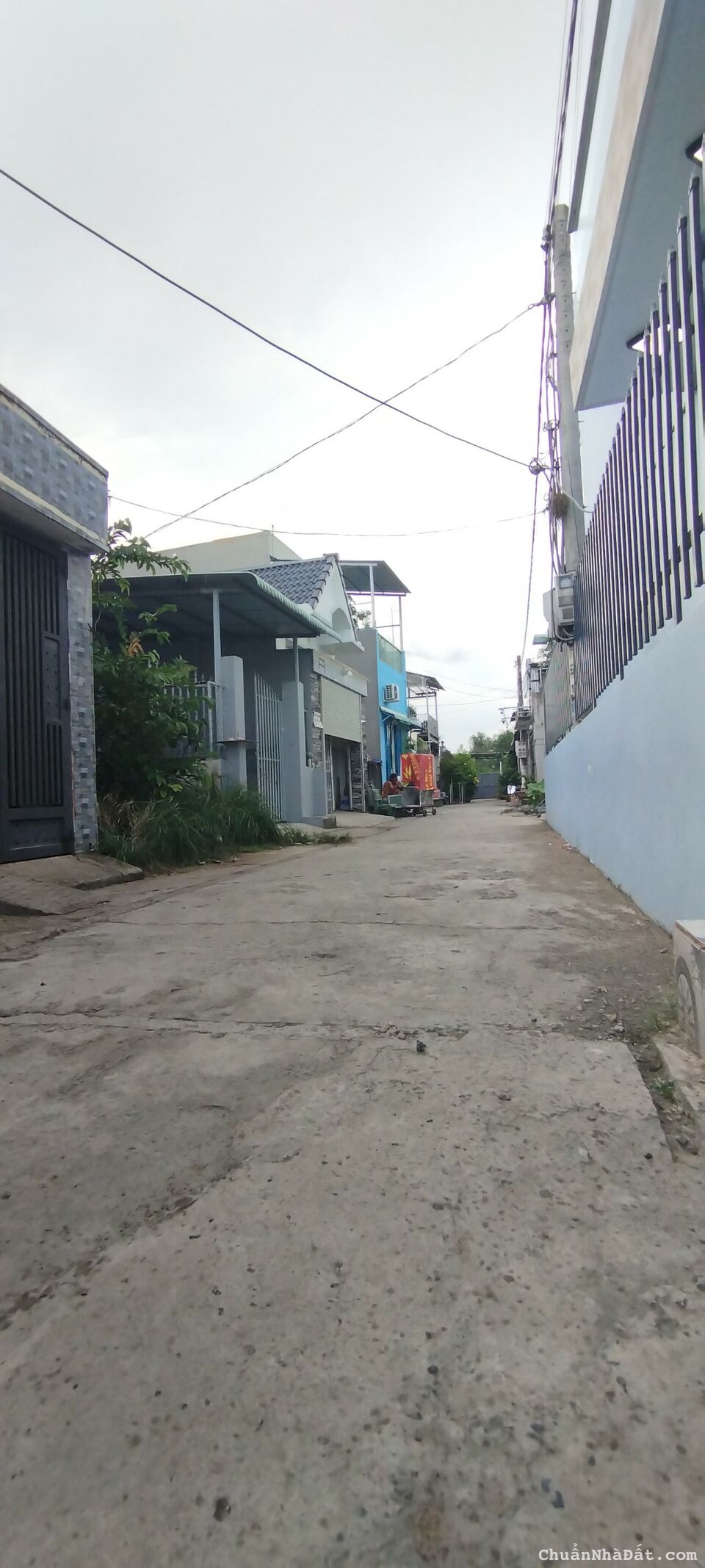 BÁN NHÀ 1 LẦU HẺM XE TẢI NGAY NGÃ BA TÂN KIM. 93M2, SHR, CHỈ 1 TỶ 5 CÓ TL