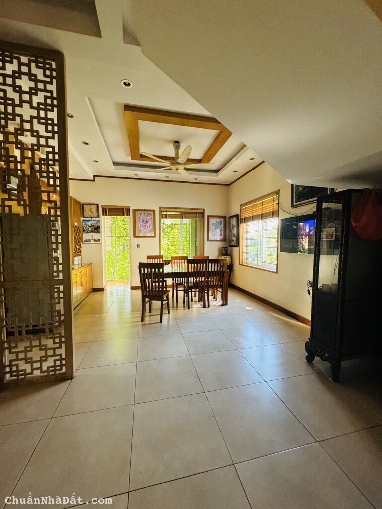 (DT 378M2) BIỆT THỰ SÂN VƯỜN, MẶT TIỀN 8.5M GIÁ 20.55 TỶ MẶT PHỐ PHAN BÁ VÀNH BẮC TỪ LIÊM 