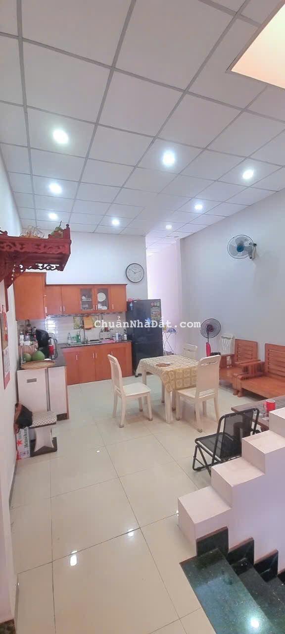 BÁN NHÀ HẺM NHỰA 8m, TẠI ĐƯỜNG LÊ VĂN LƯƠNG ,Q7. GẦN 100M2 , GIÁ NHỈNH 8 TỶ.