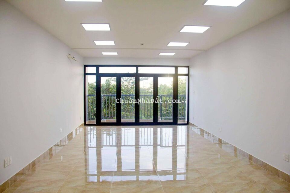 NHÀ PHỐ 6 TẦNG MĂT TIỀN D4 KDC HIMLAM Q7