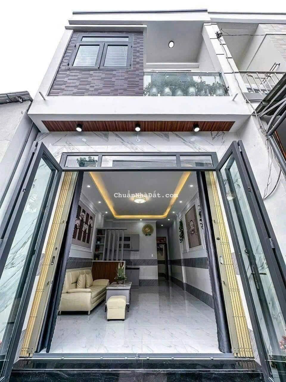 Cần Bán nhà riêng 1 trệt 1 lầu nằm trên đường Đoàn Nguyễn Tuấn giá chỉ 1T250