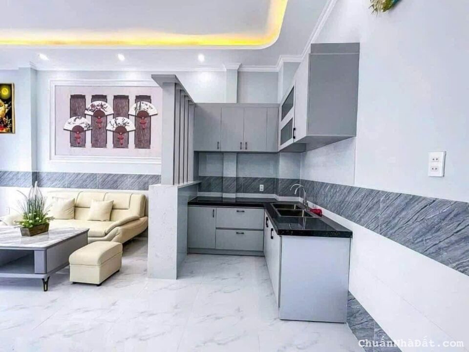 Cần Bán nhà riêng 1 trệt 1 lầu nằm trên đường Đoàn Nguyễn Tuấn giá chỉ 1T250