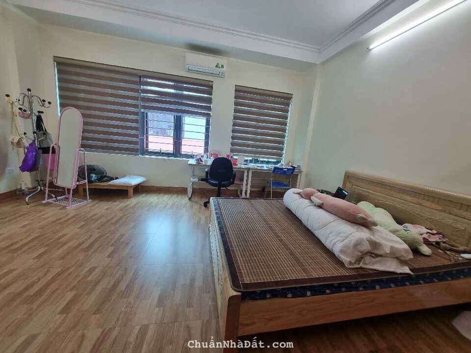 bán nhà bà triệu hà đông 47m giá 6.55 tỷ ô tô đỗ ngày đêm. bán nhà bà triệu hà đông 47m giá 6.55 tỷ ô tô đỗ ngày đêm.