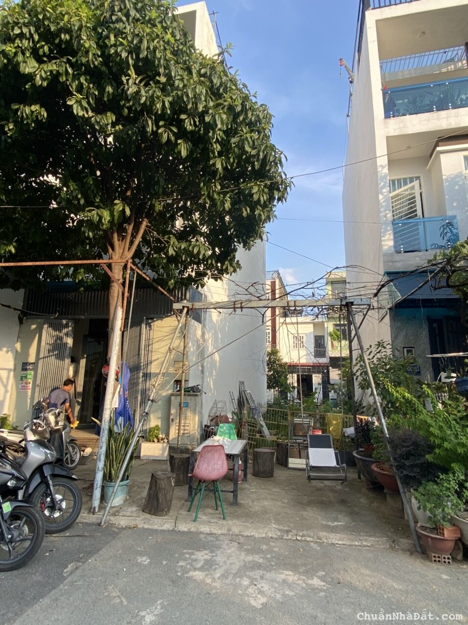 BÁN GẤP ĐẤT THỔ CƯ - ĐƯỜNG 12M CÓ VỈA HÈ- NGÔ CHÍ QUỐC - XÂY DỰNG 3 TẦNG - NHỈNH 2 TỶ
