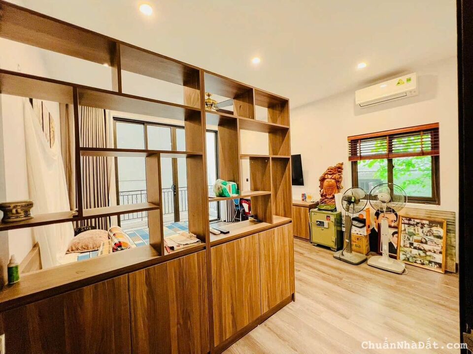 Bán nhà mặt phố cổ Mã Mây, Hoàn Kiếm, mặt tiền lý tưởng 5,2m, khách sạn, kinh doanh đa ngành