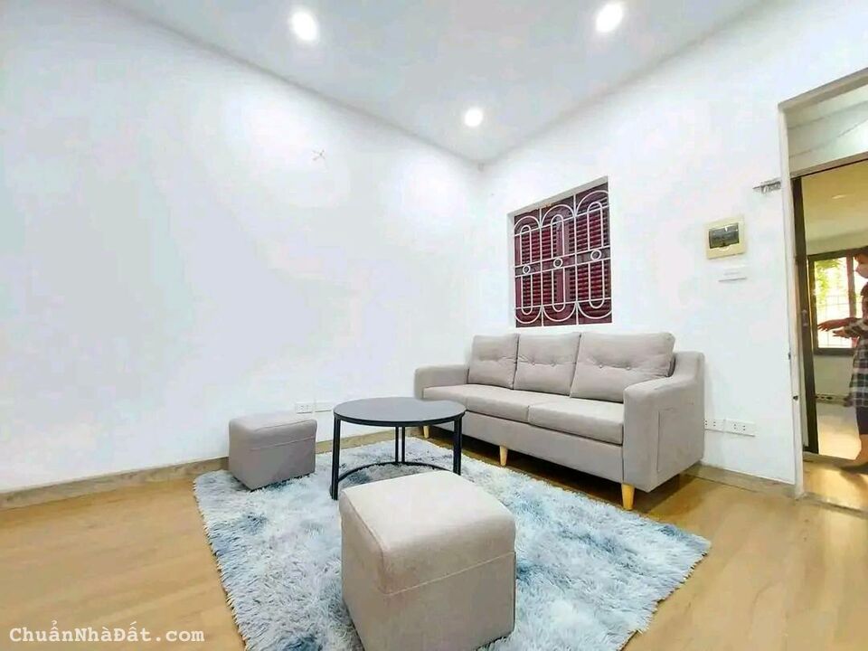 Bán Nhà Đường Hoàng Sâm, Quận Cầu Giấy, Diện Tích 34M, Mặt Tiền 4M, Gần Starlake Tây Hồ Tây. 